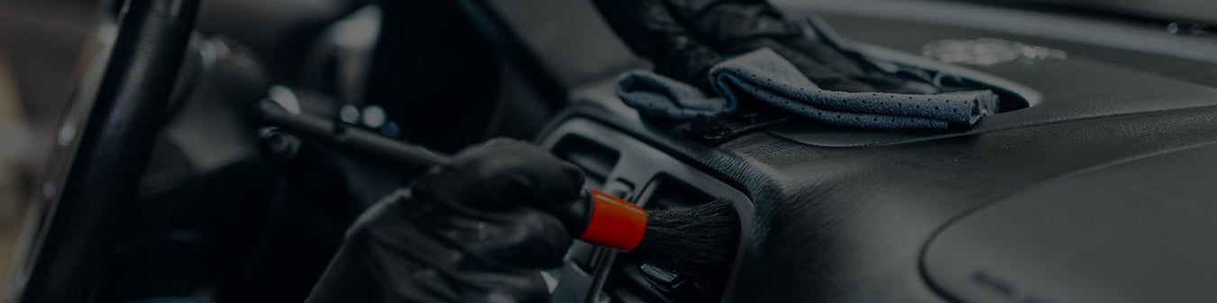 Latex & Nitrile Gloves